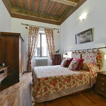 Residenze D'Epoca Palazzo Coli Bizzarrini Apartamento Siena Exterior foto