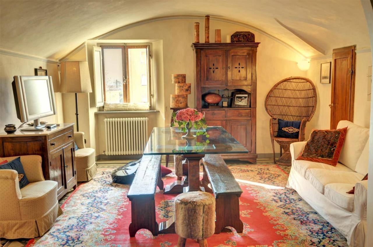 Residenze D'epoca Palazzo Coli Bizzarrini