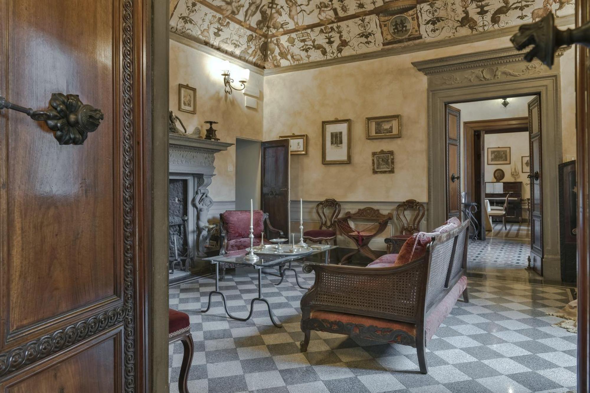 Residenze D'epoca Palazzo Coli Bizzarrini